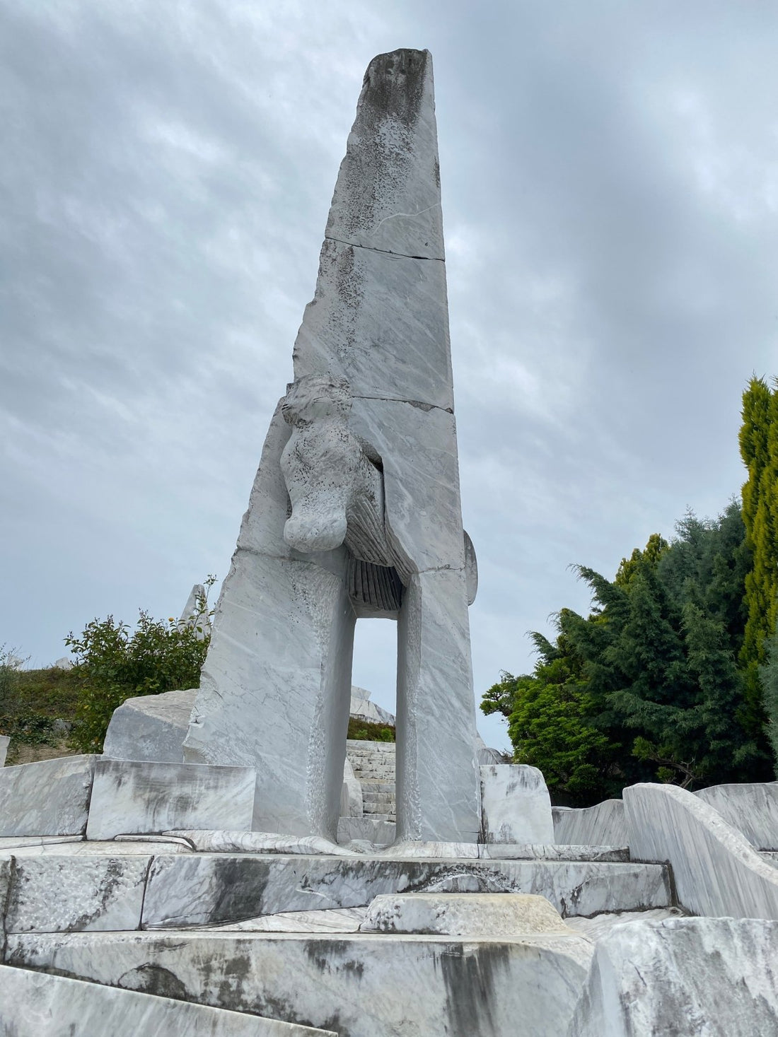 3,000 Metric Tons (≈ 3,306 US Tons) of Italian Marble Sculptures - Japanstones.shop