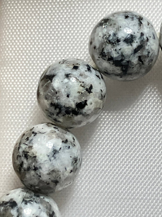 Juzu Meaning — The Spirit of Buddhist Prayer Beads - Japanstones.shop