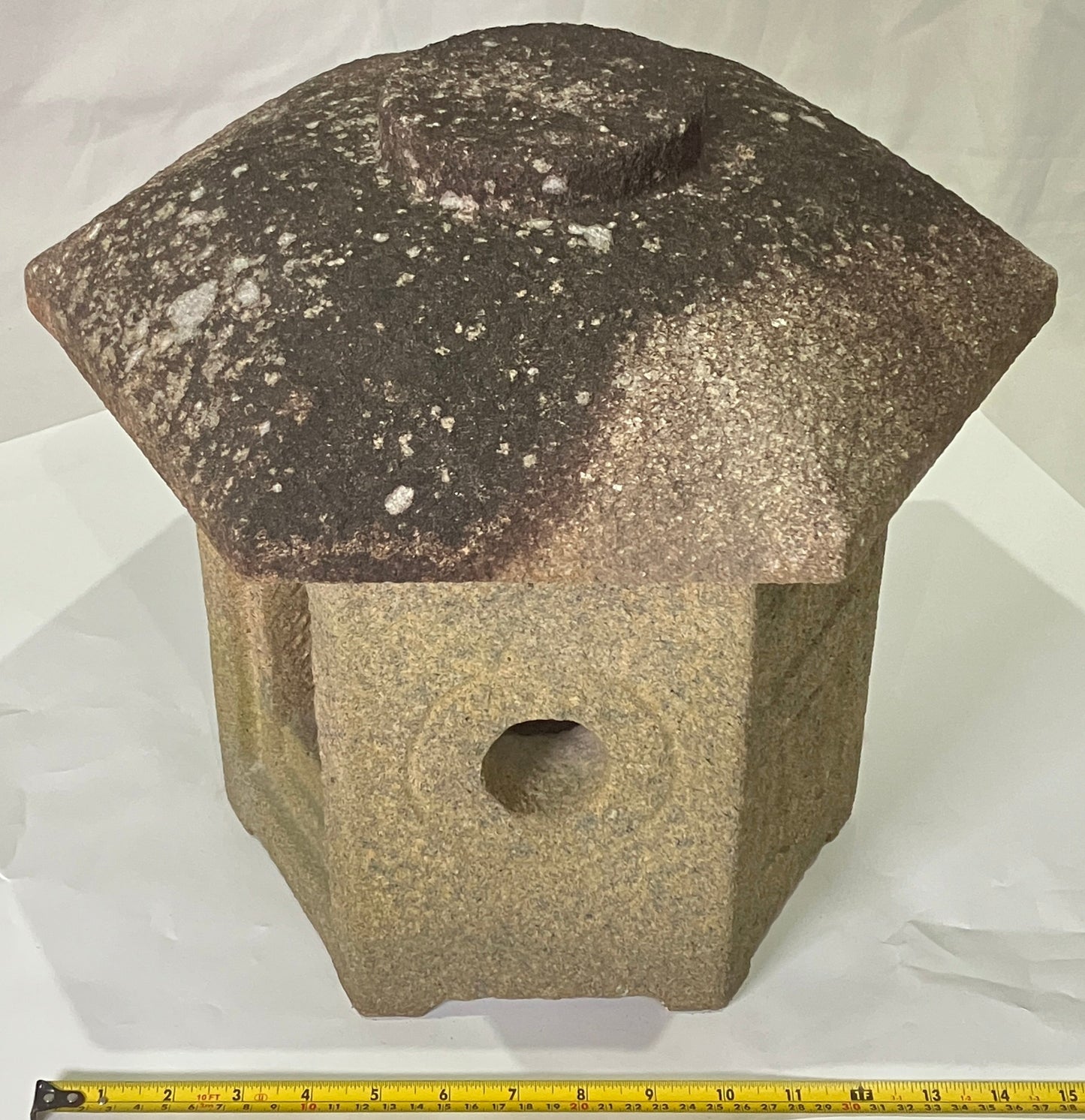 Sunshouan Stone Lantern