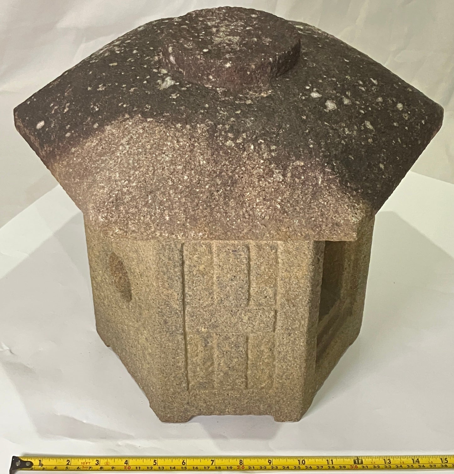 Sunshouan Stone Lantern