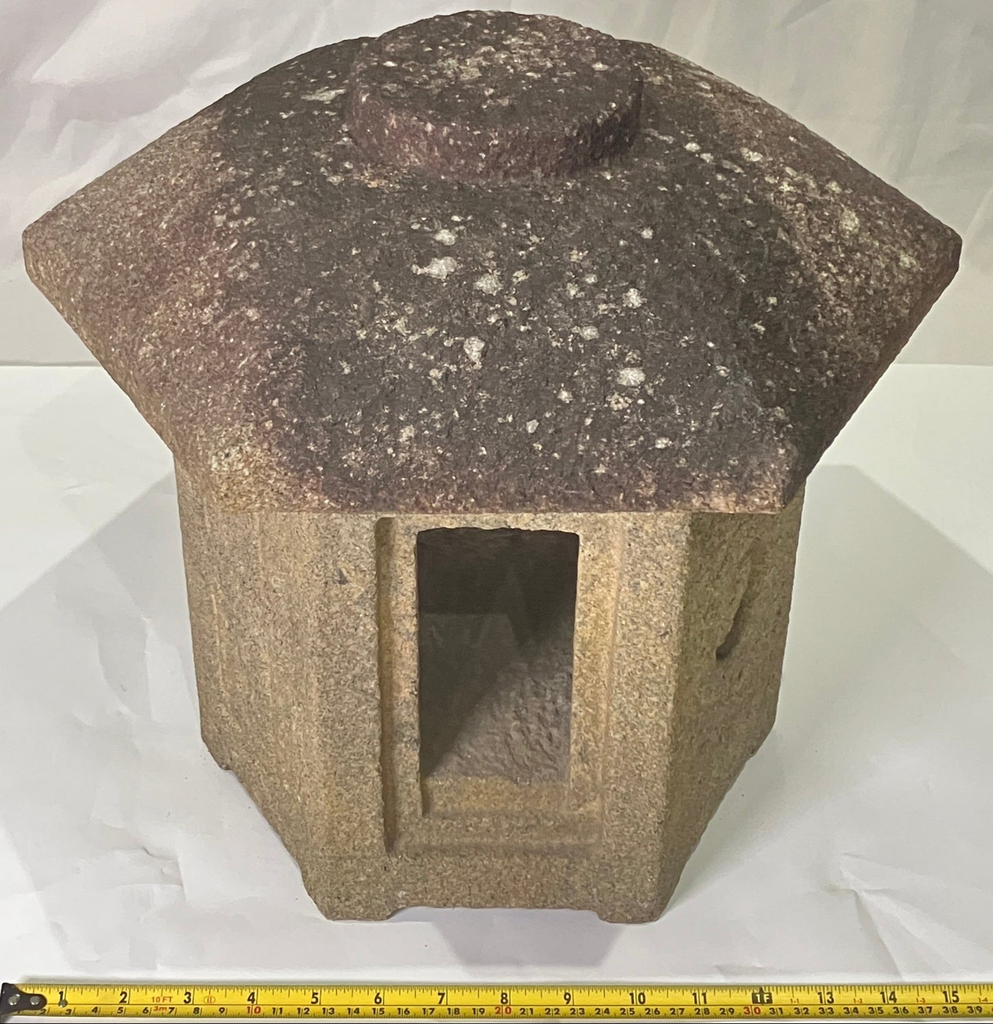 Sunshouan Stone Lantern
