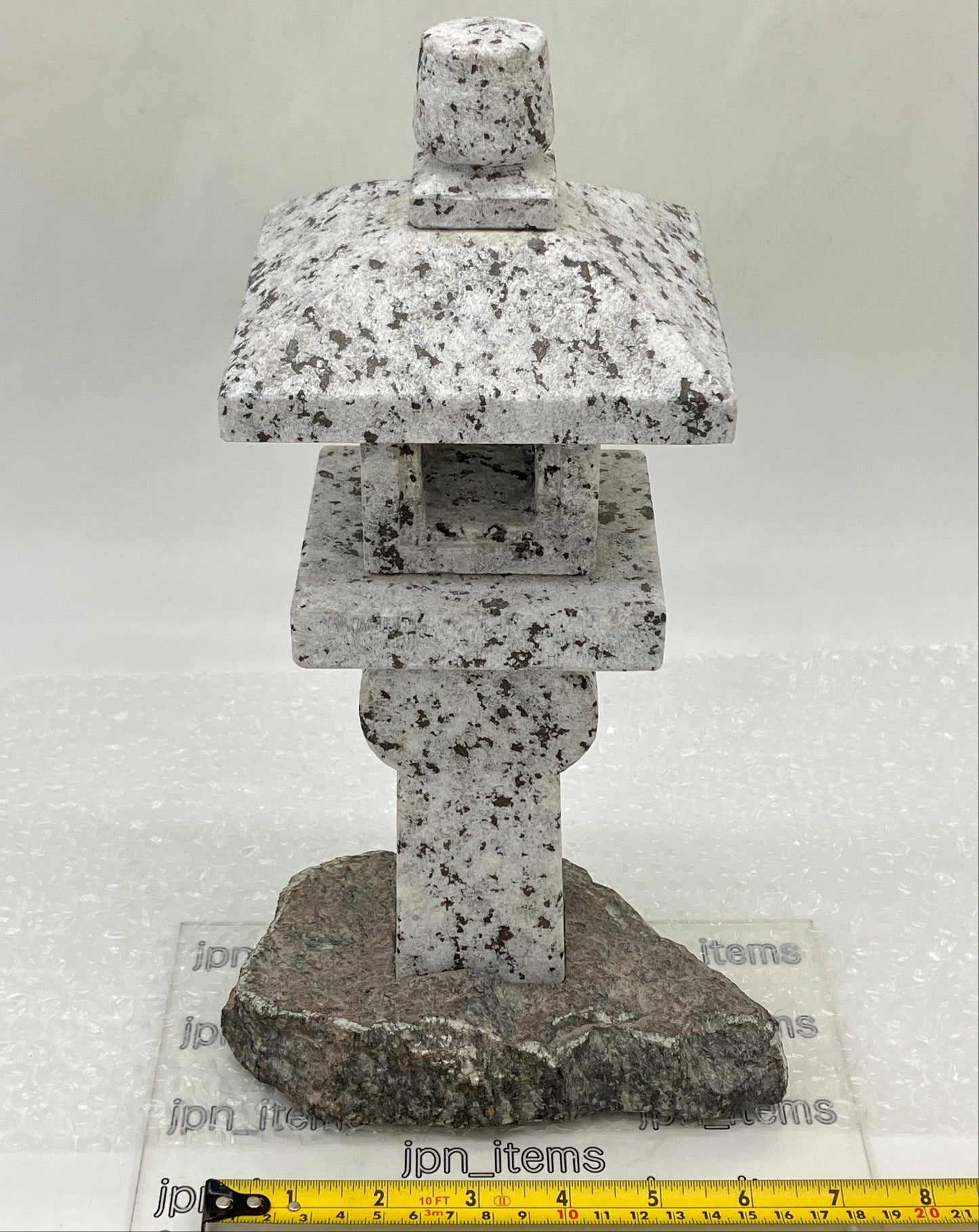 Oribe Stone Lantern