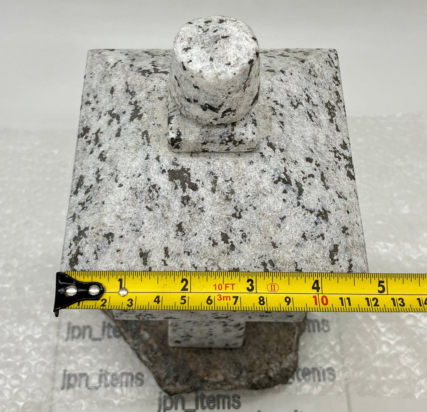 Oribe Stone Lantern