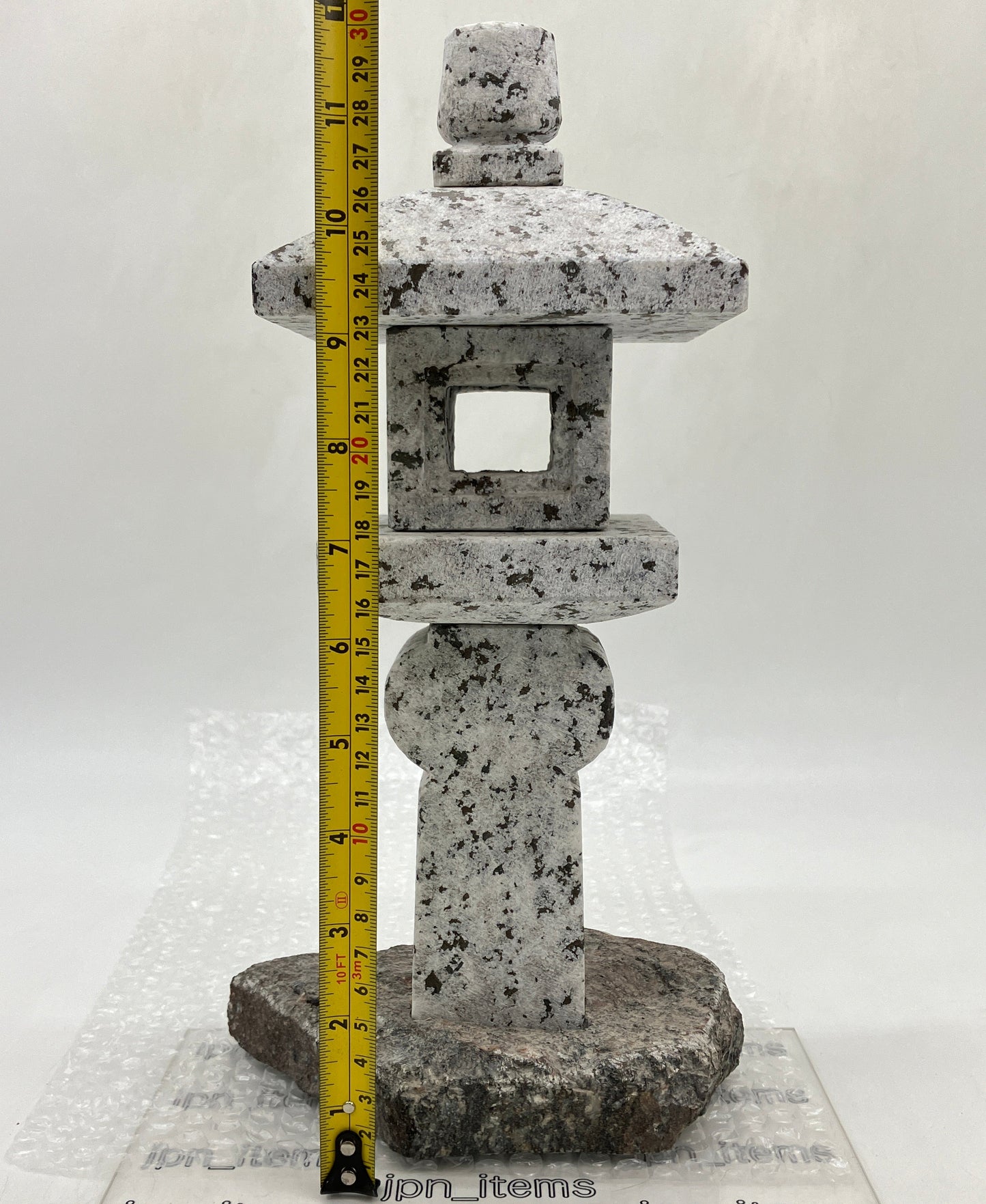 Oribe Stone Lantern
