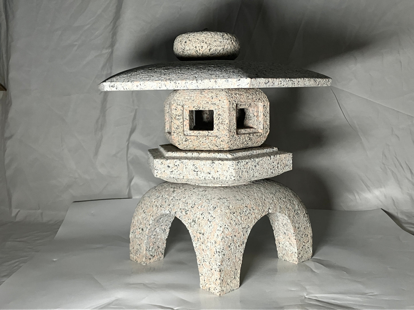 Zen Pink Stone Lantern Yukimi Tourou Medium Granite Japanese Garden Ornament Statue