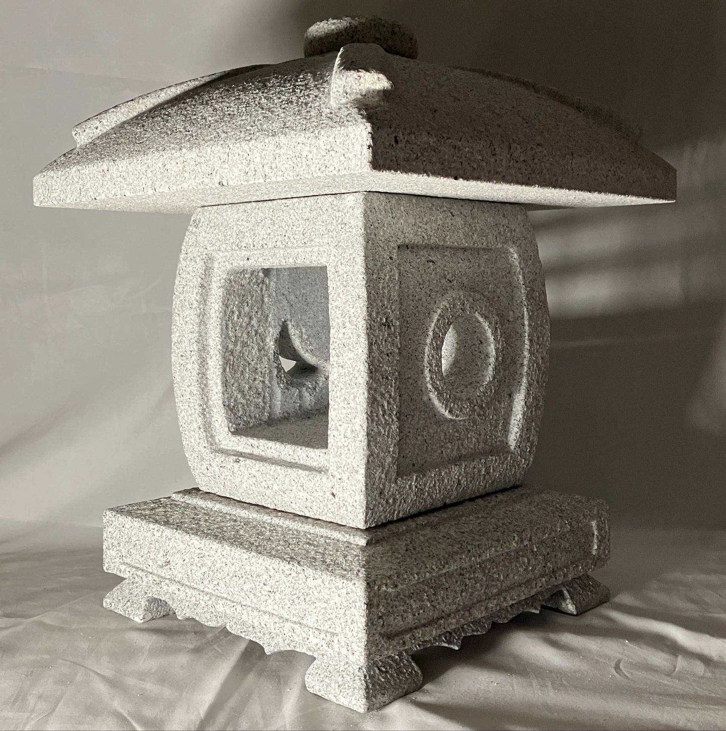 Tenkachaya Stone Lantern