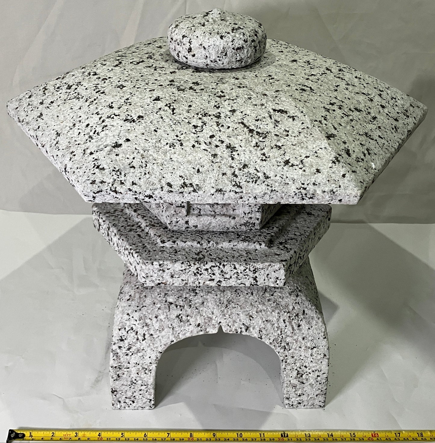 Yukimi Stone Lantern