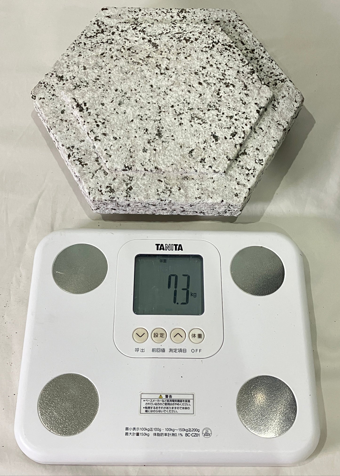 Zen Stone Lantern Yukimi Tourou Medium Granite Japanese Garden Ornament Statue
