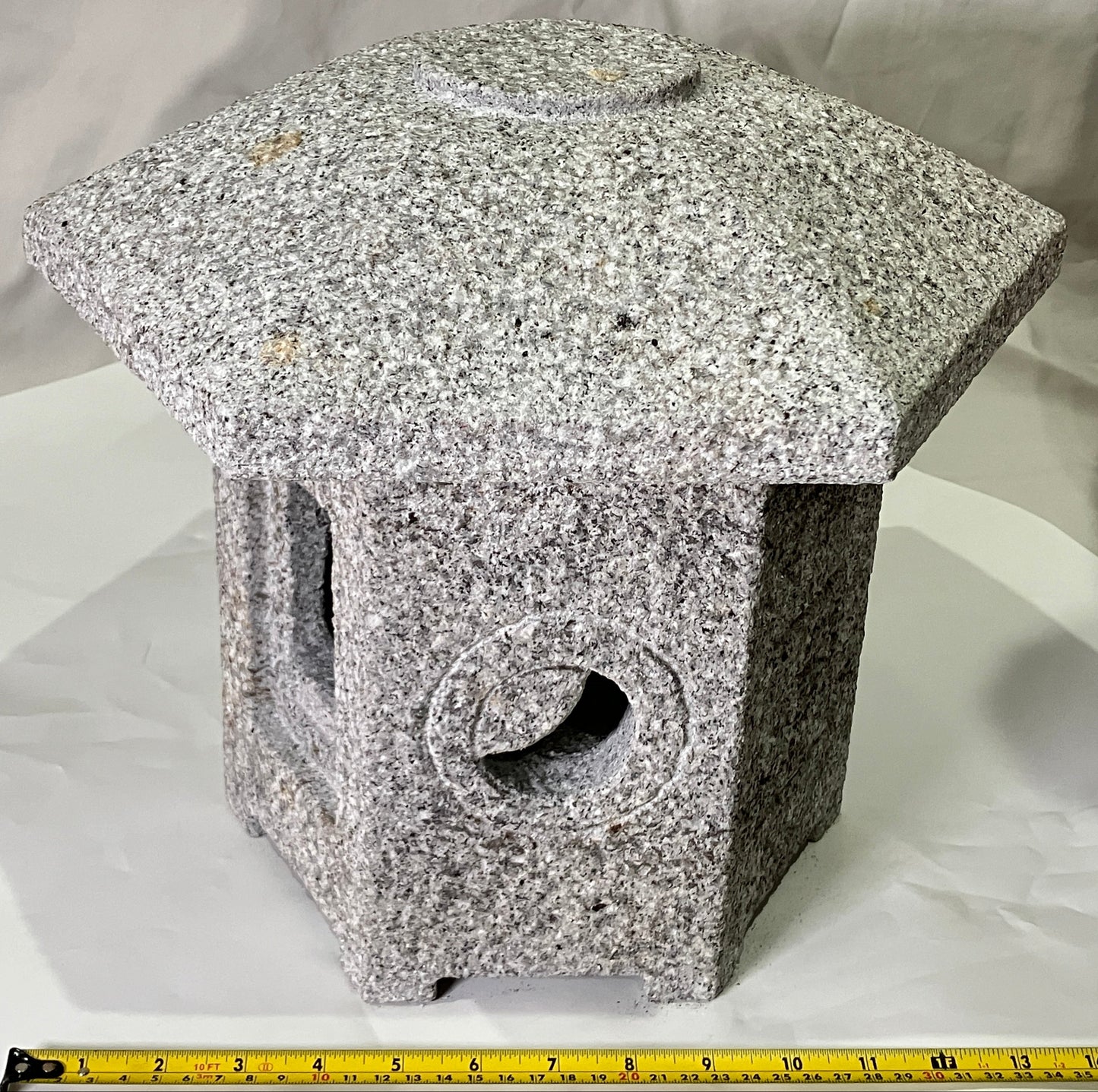 Sunshouan Stone Lantern