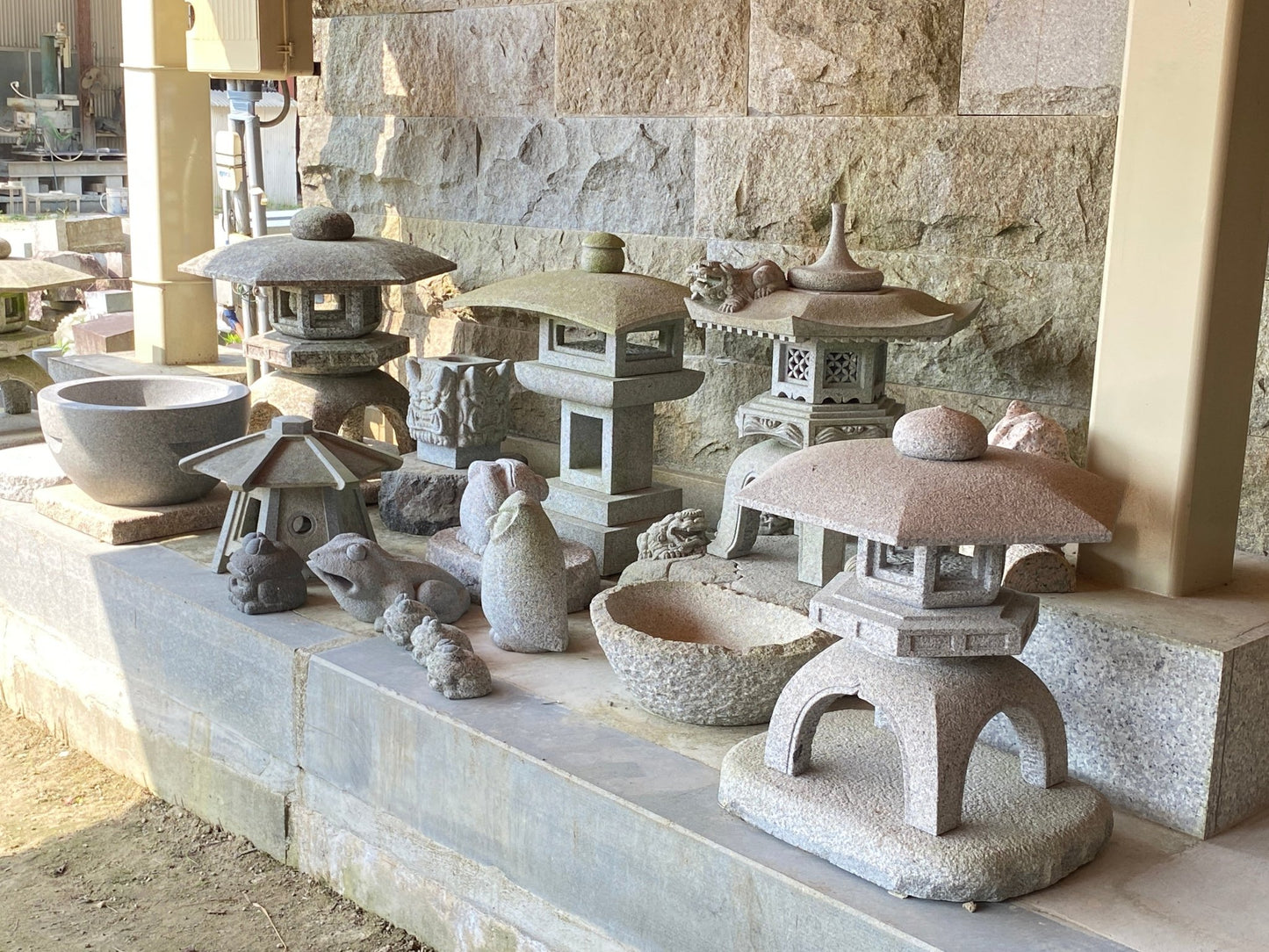 stone lantern - japanstones.shop