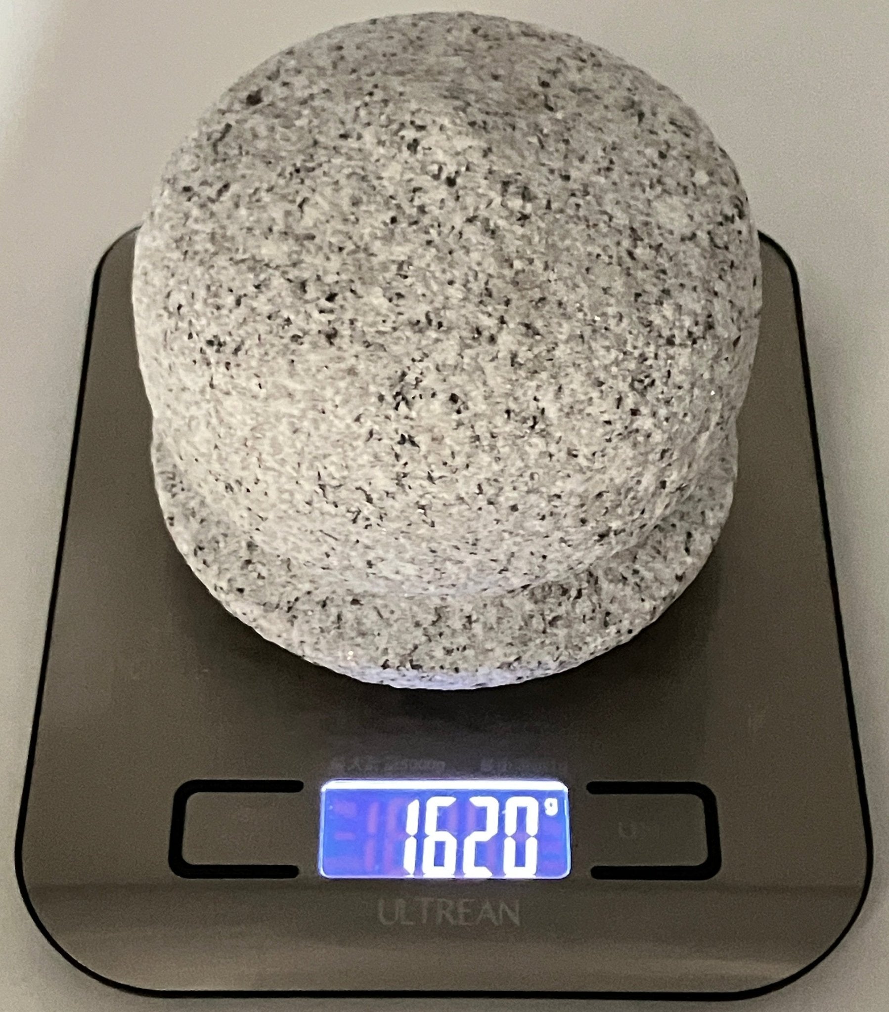 Misaki Stone Lantern - japanstones.shop