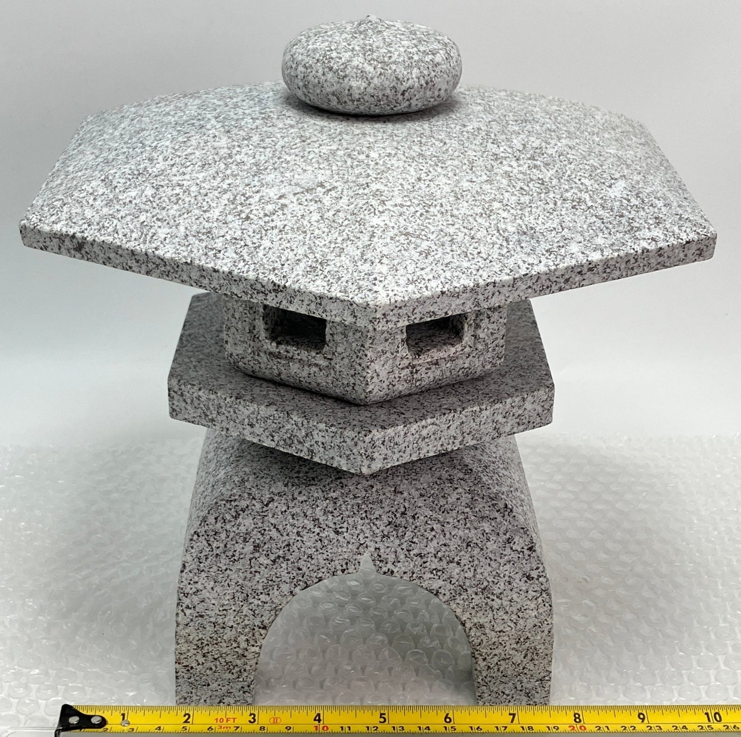 Yukimi Stone Lantern - japanstones.shop