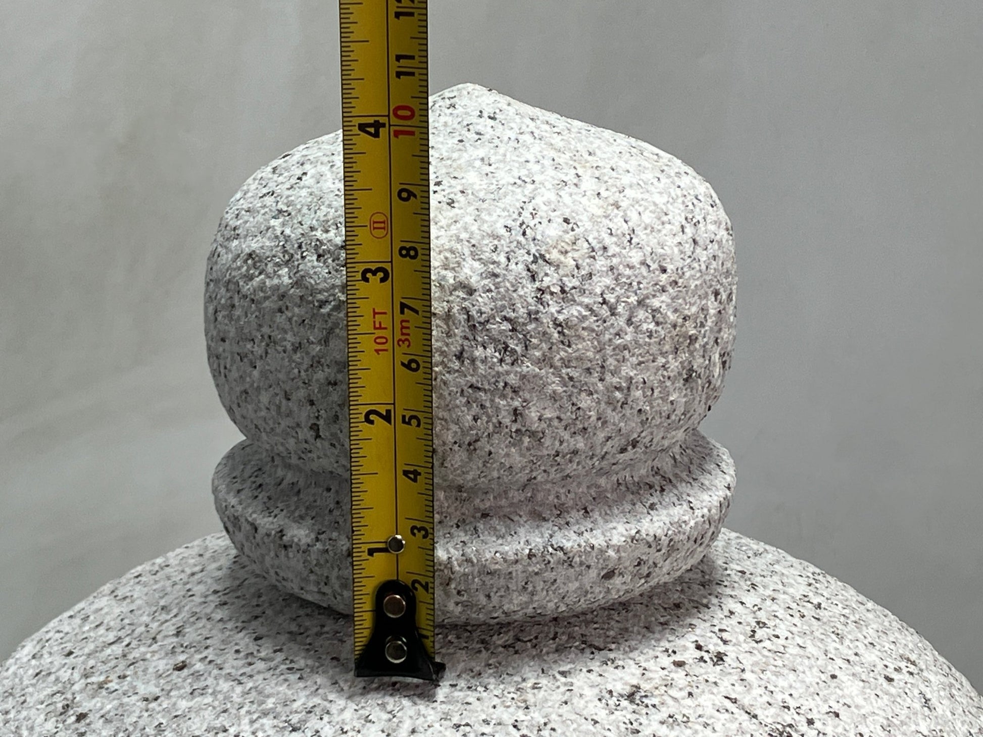 Misaki Stone Lantern - japanstones.shop