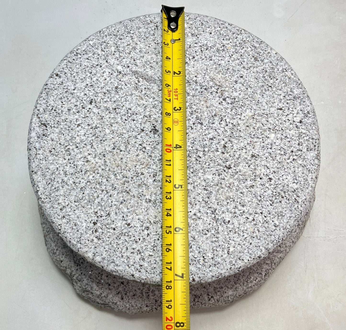 MIsaki stone Lantern - japanstones.shop