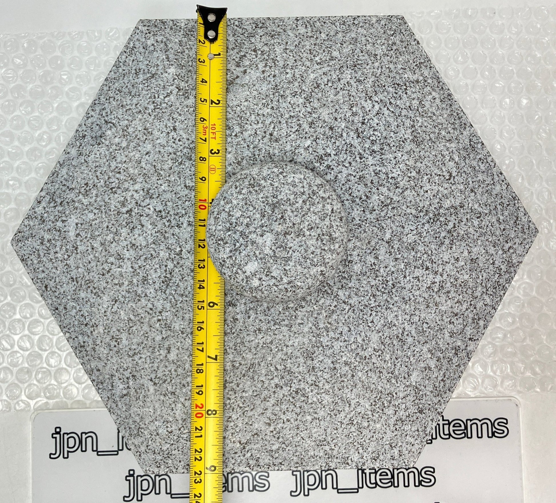 Yukimi Stone Lantern - japanstones.shop