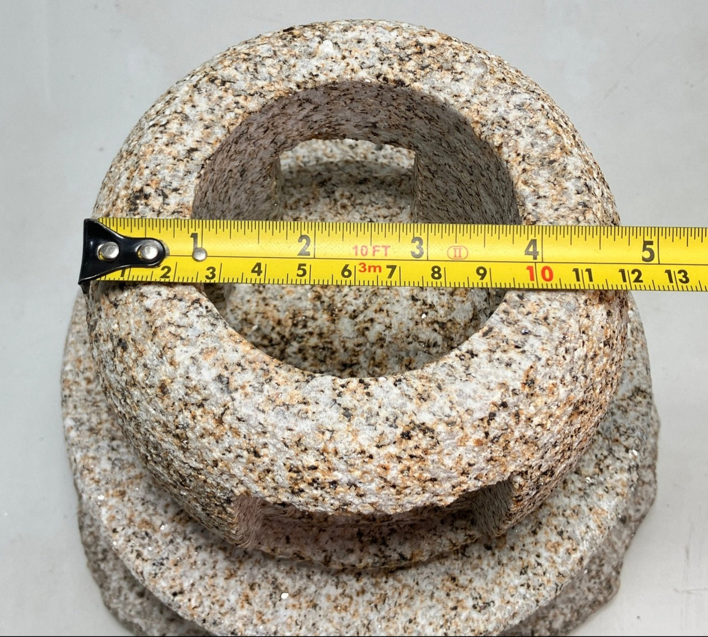 Misaki stone Lantern - japanstones.shop