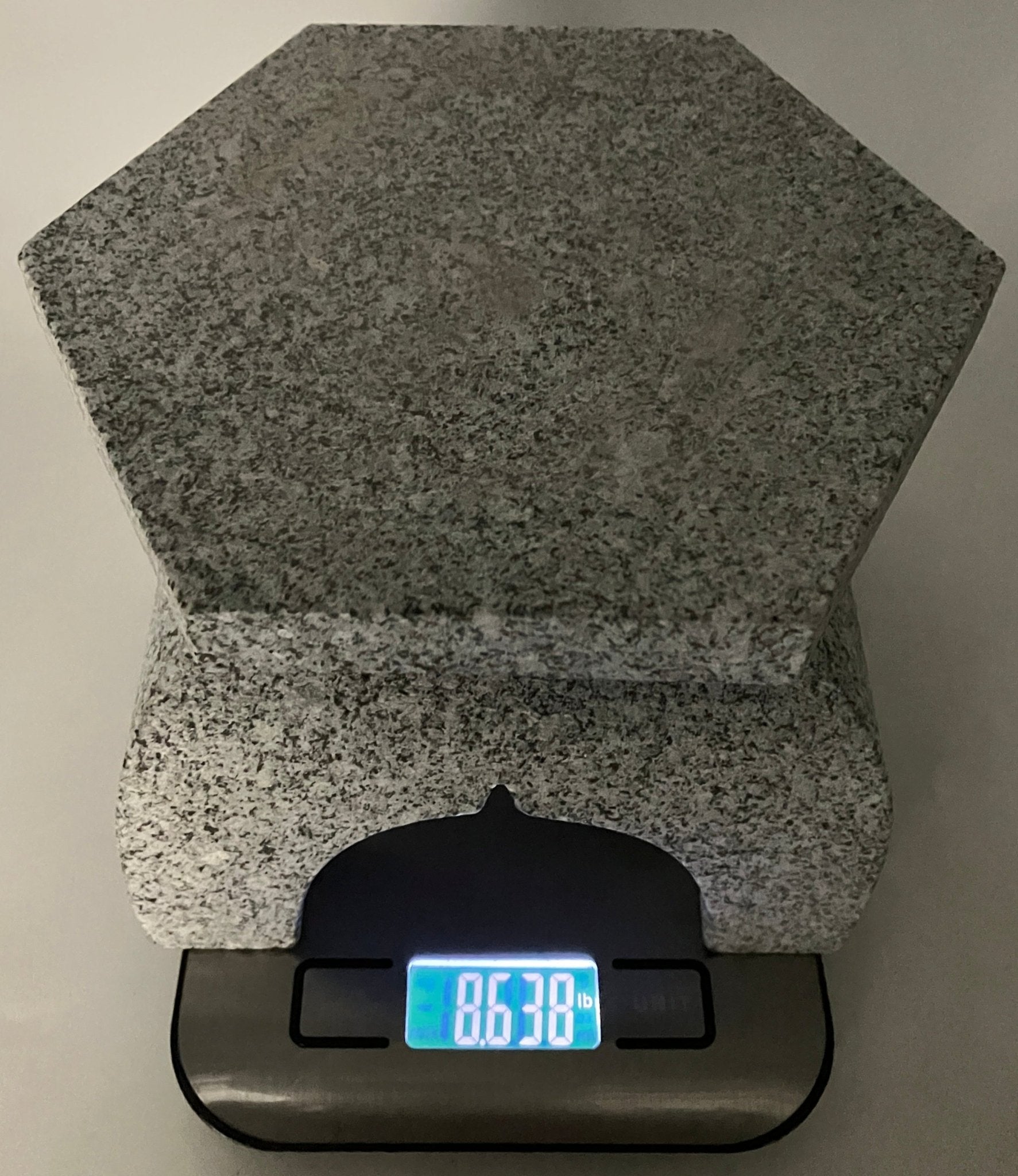 Yukimi Stone Lantern - japanstones.shop