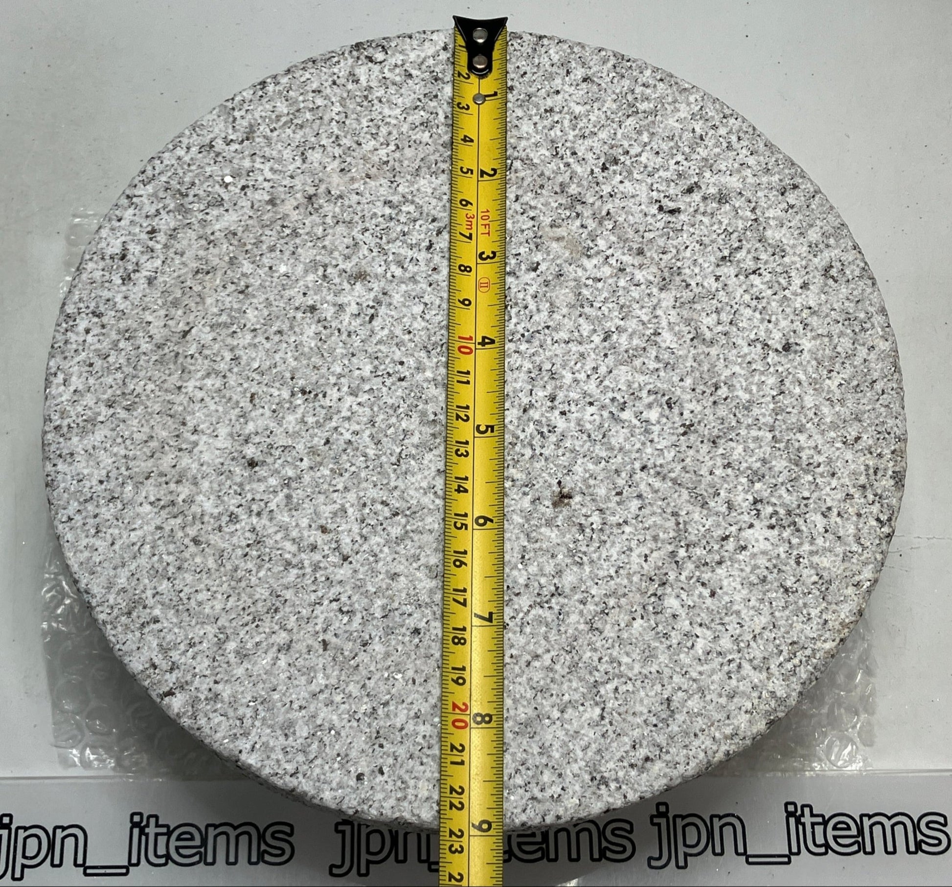 Misaki Stone Lantern - japanstones.shop