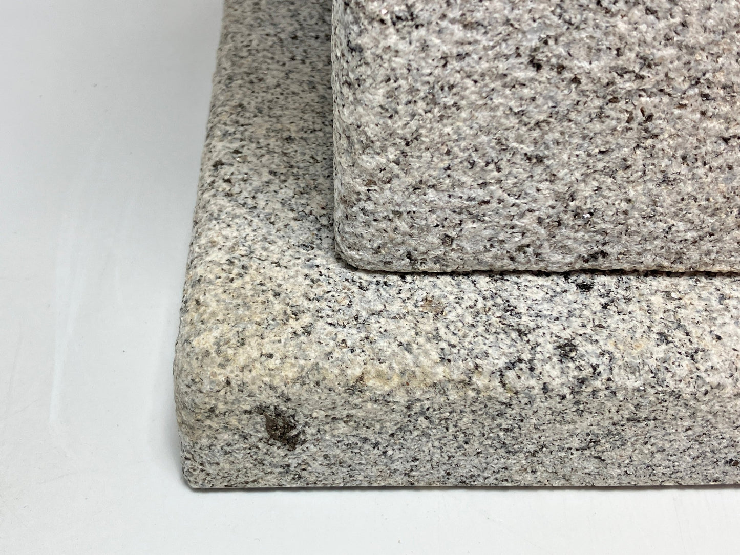Andon Style Stone Lantern - japanstones.shop