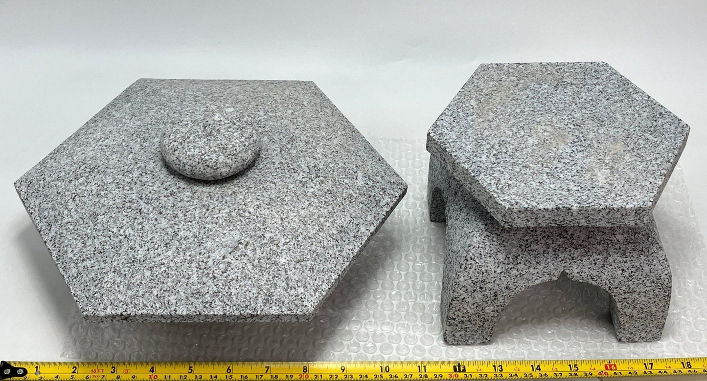 Yukimi Stone Lantern - japanstones.shop