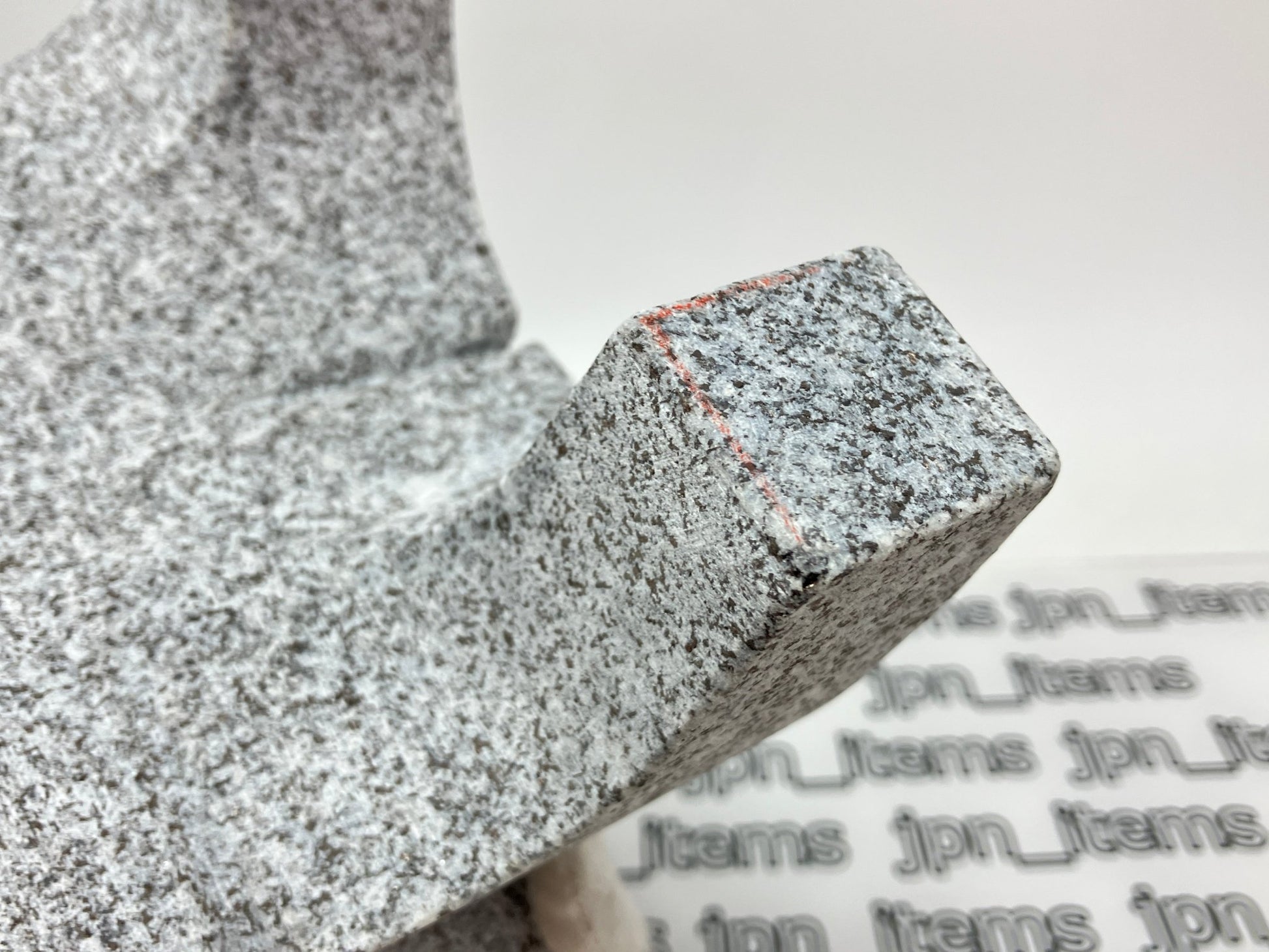 Yukimi Stone Lantern - japanstones.shop