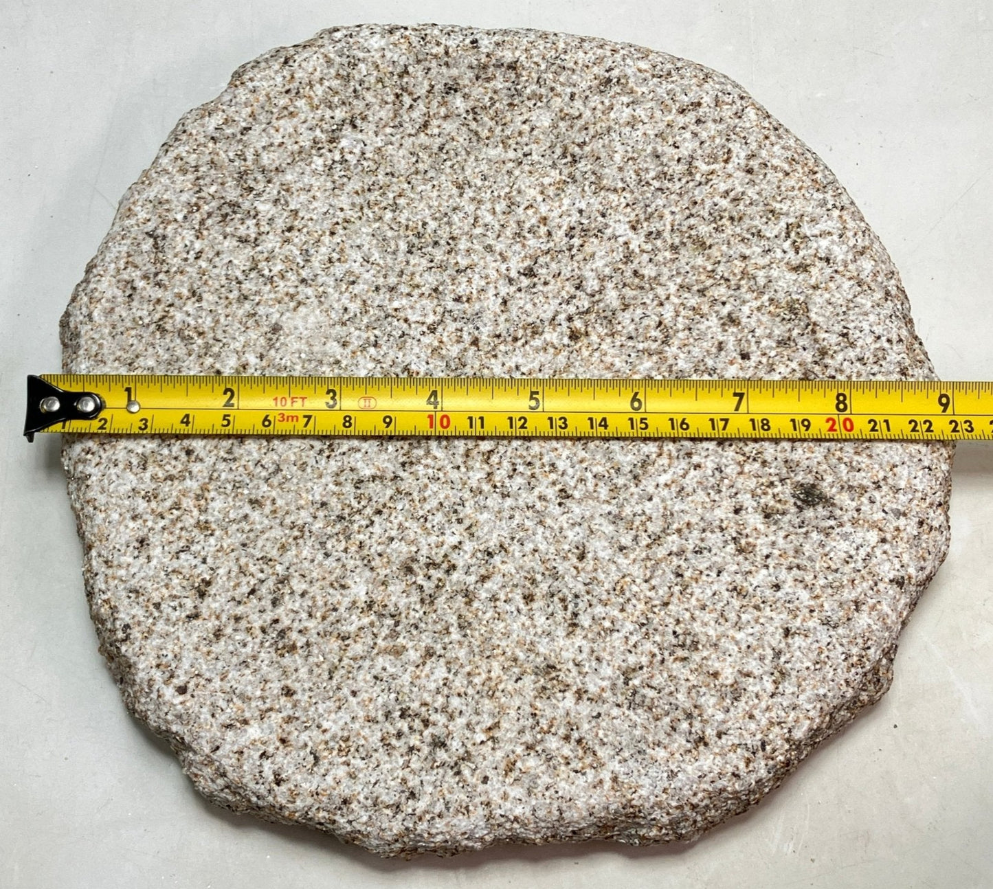Misaki stone Lantern - japanstones.shop