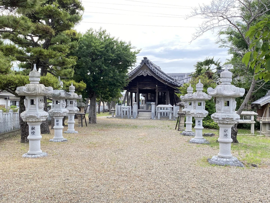 A Visit to Atsuta Shrine in Kabuto-cho, Tsushima — A Rural Local Shrine and Stone Lanterns Dedicated in 2001, Japan