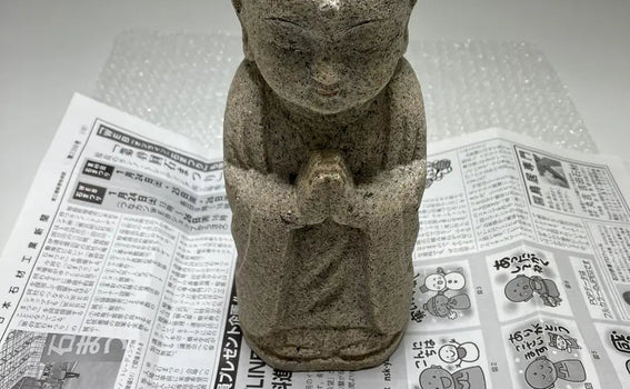 EMS Shipping: Stone Jizo to Australia (AU) — Packing Method (Japan)