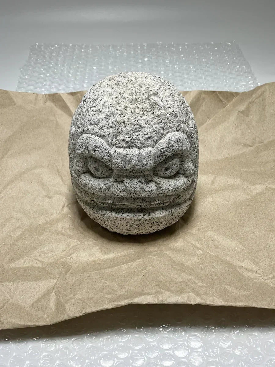 Granite Daruma Statue Shipped to the United States by DHL from Japan - Japanstones.shop