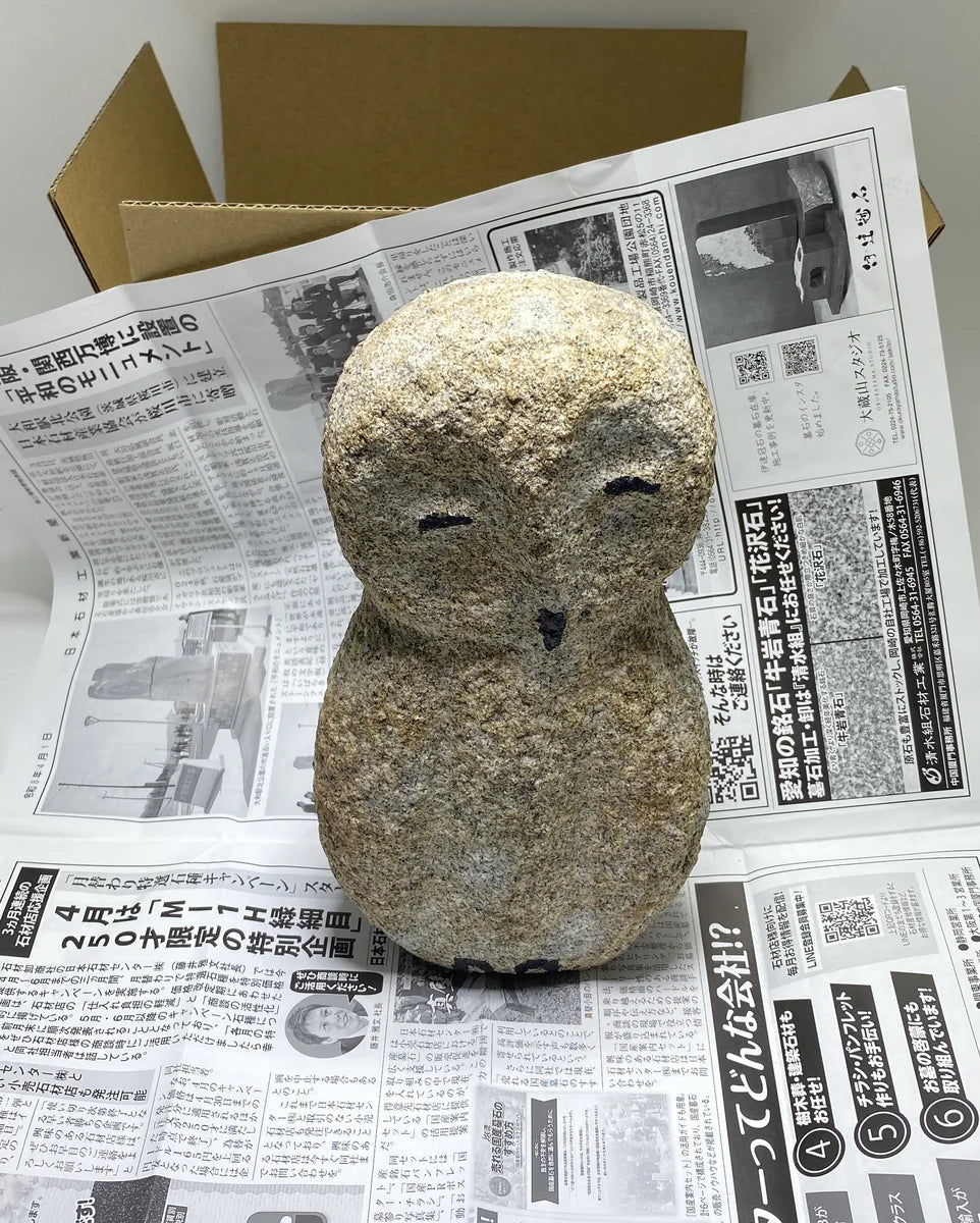 Granite Stone Owl Statue Shipped to the United States by DHL from Japan - Japanstones.shop