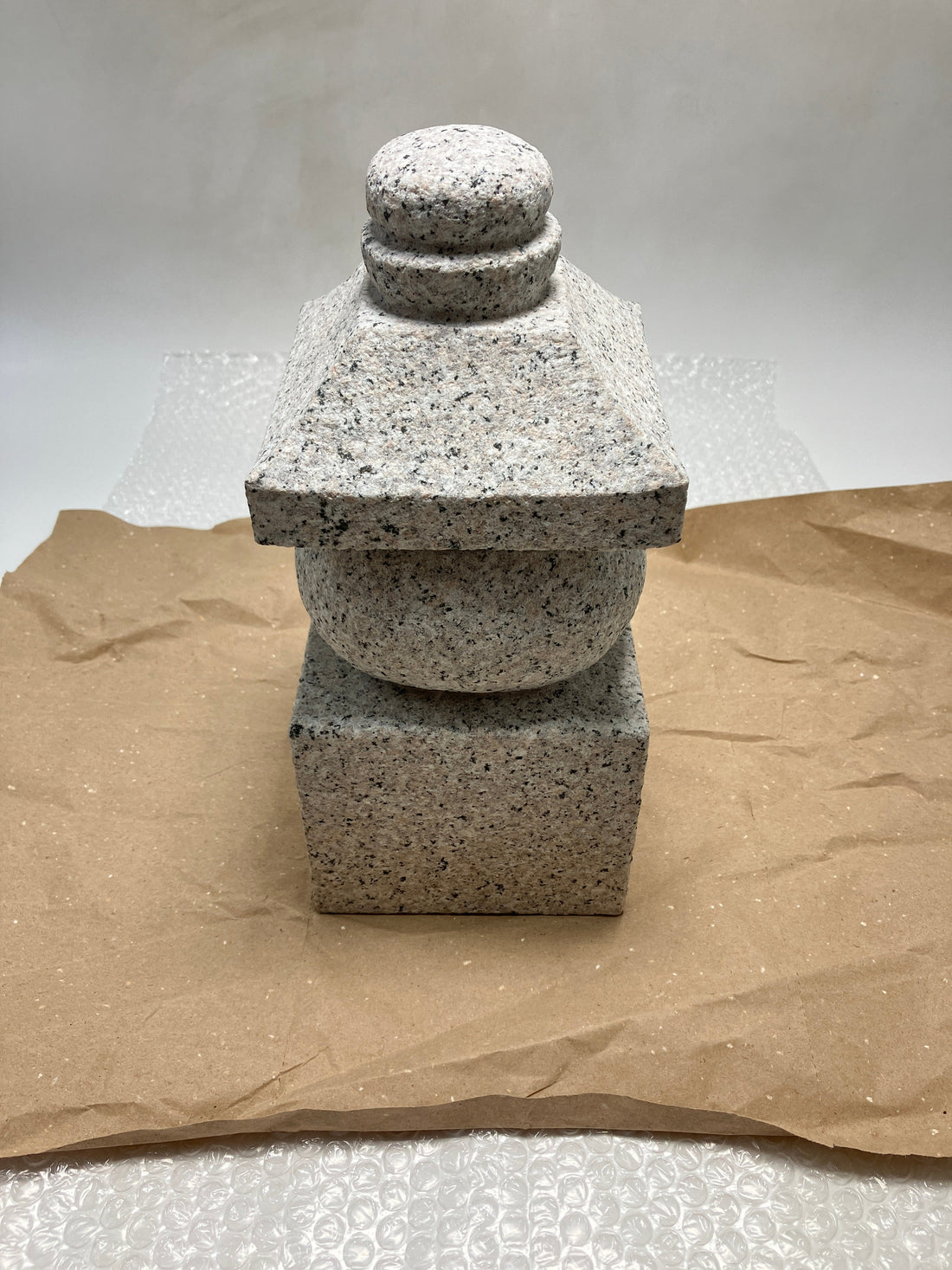 I shipped Stone Gorinto to the US via DHL. - Japanstones.shop