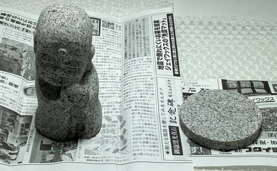 Mini Jizo Statue with Globus Cruciger Shipped to Australia by DHL from Japan