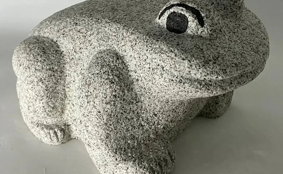 Stone Frog Statue Shipped from Japan to the USA by DHL