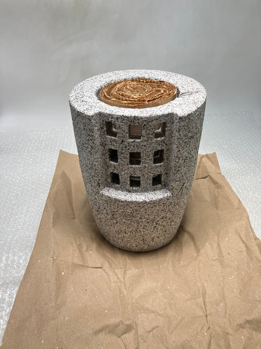 We shipped a Window Light Granite Stone Lantern to Germany via DHL. - Japanstones.shop
