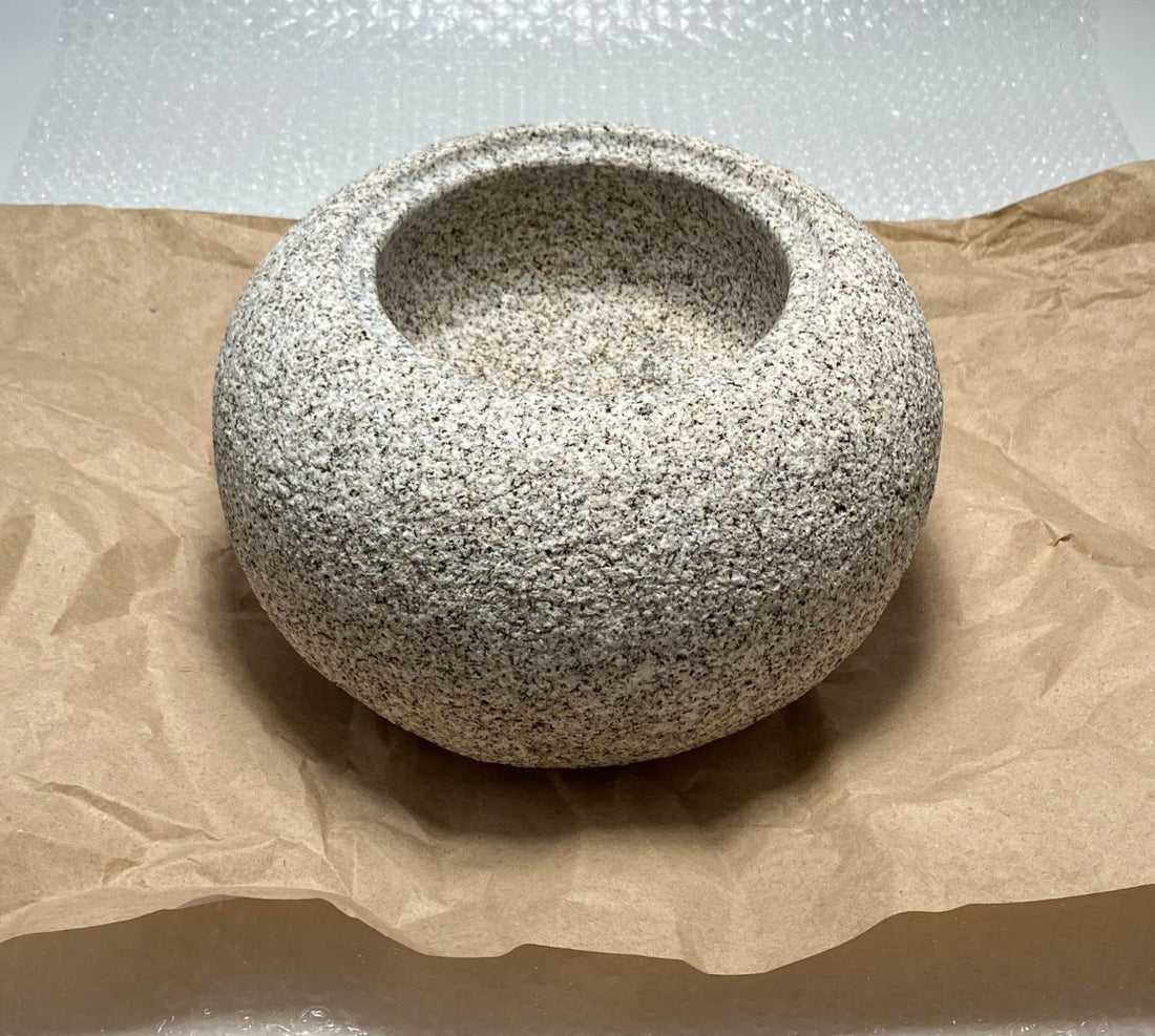 We shipped Chozubachi to Germany via UPS. - Japanstones.shop
