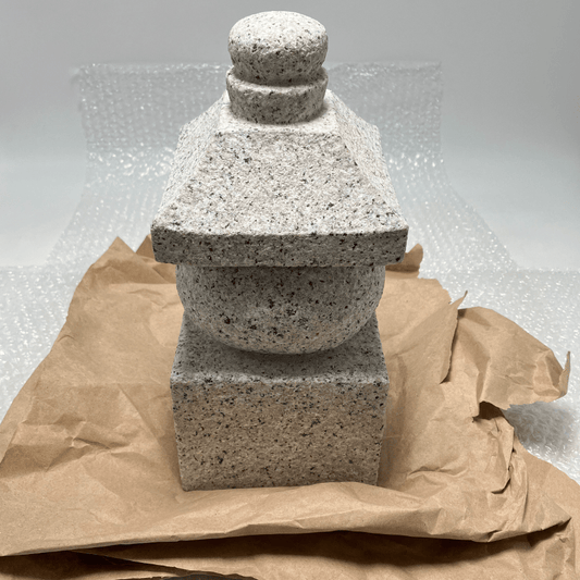 We shipped the Stone Gorinto to Singapore via FedEx. - Japanstones.shop