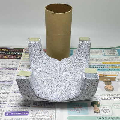 Yukimi Stone Lantern for Japanese Garden Shipped to Switzerland by DHL Express from Japan