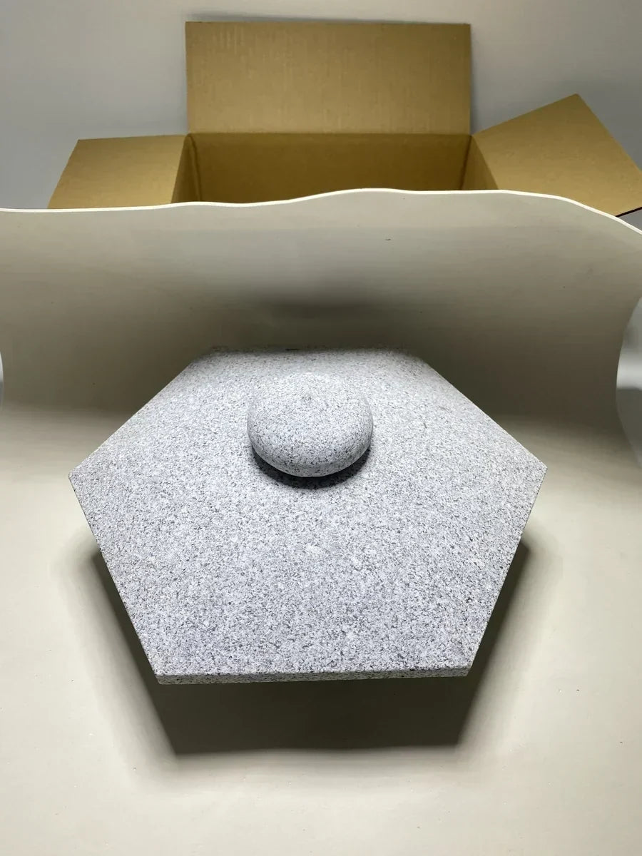 Yukimi Stone Lantern Shipped from Japan to the USA by UPS - Japanstones.shop