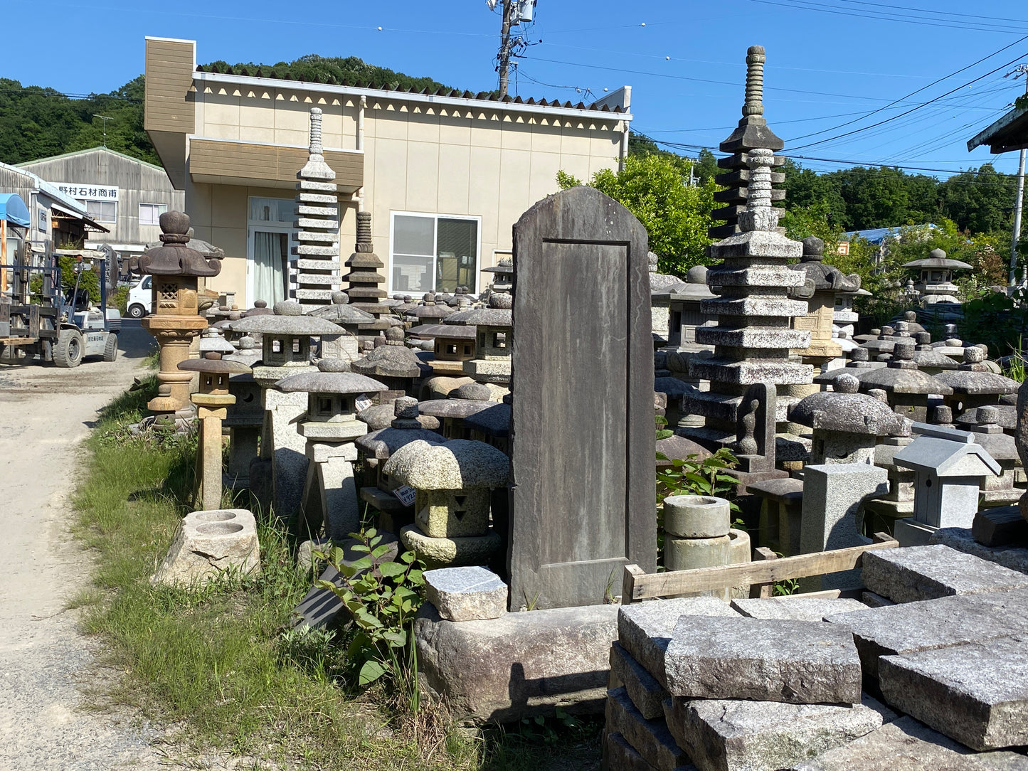 Pink Gray Stone Lantern Tourou Miniature Granite Japanese Garden Ornament Statue