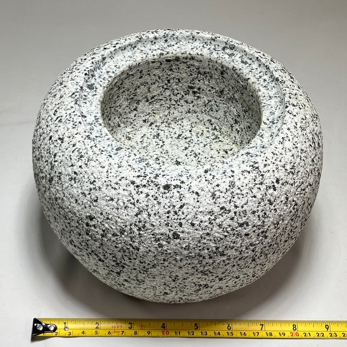 Tetsubin Type Small Granite Stone Water Bowl Chozubachi Japanese Garden Shioyama
