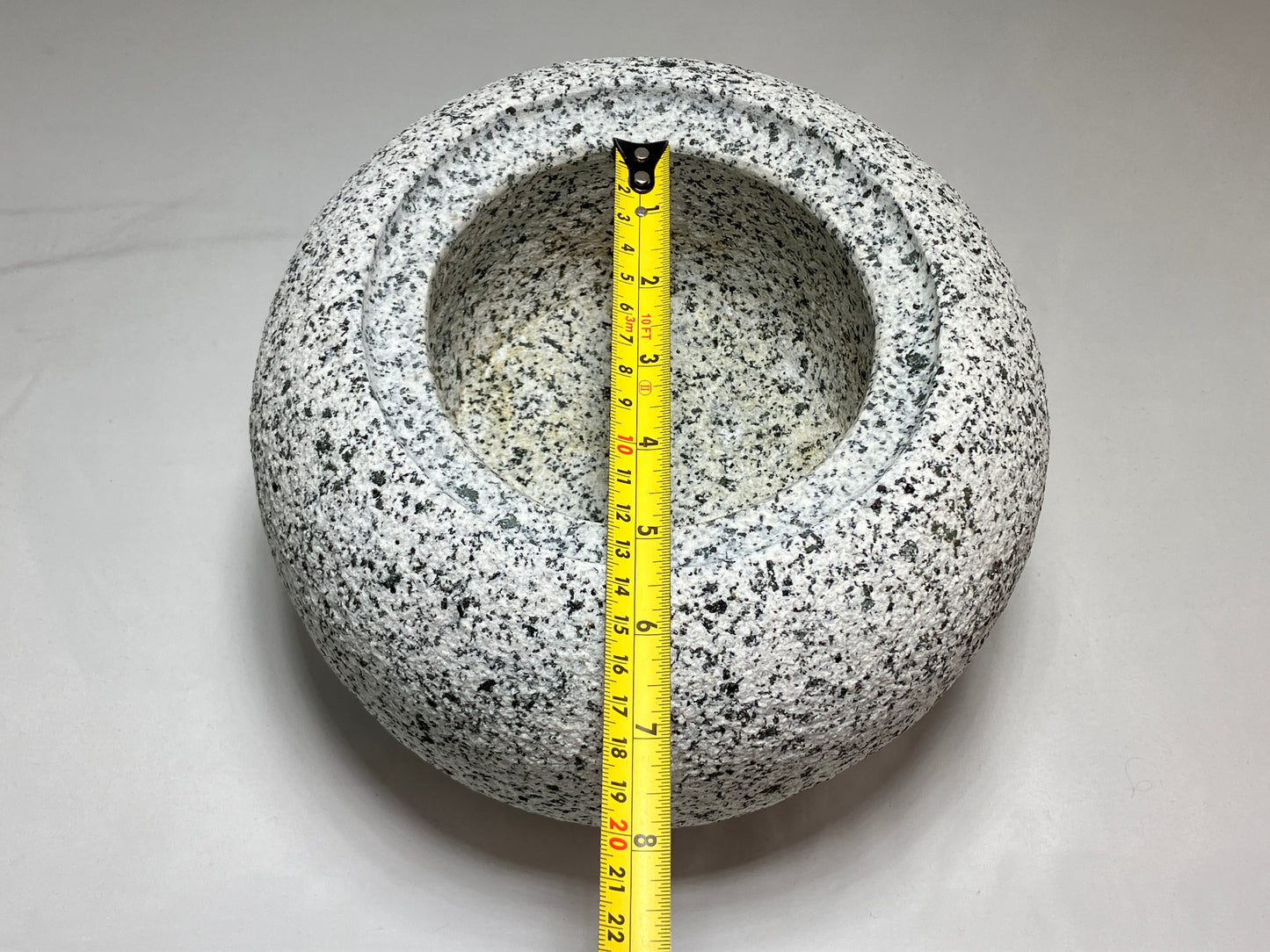 Tetsubin Type Small Granite Stone Water Bowl Chozubachi Japanese Garden Shioyama