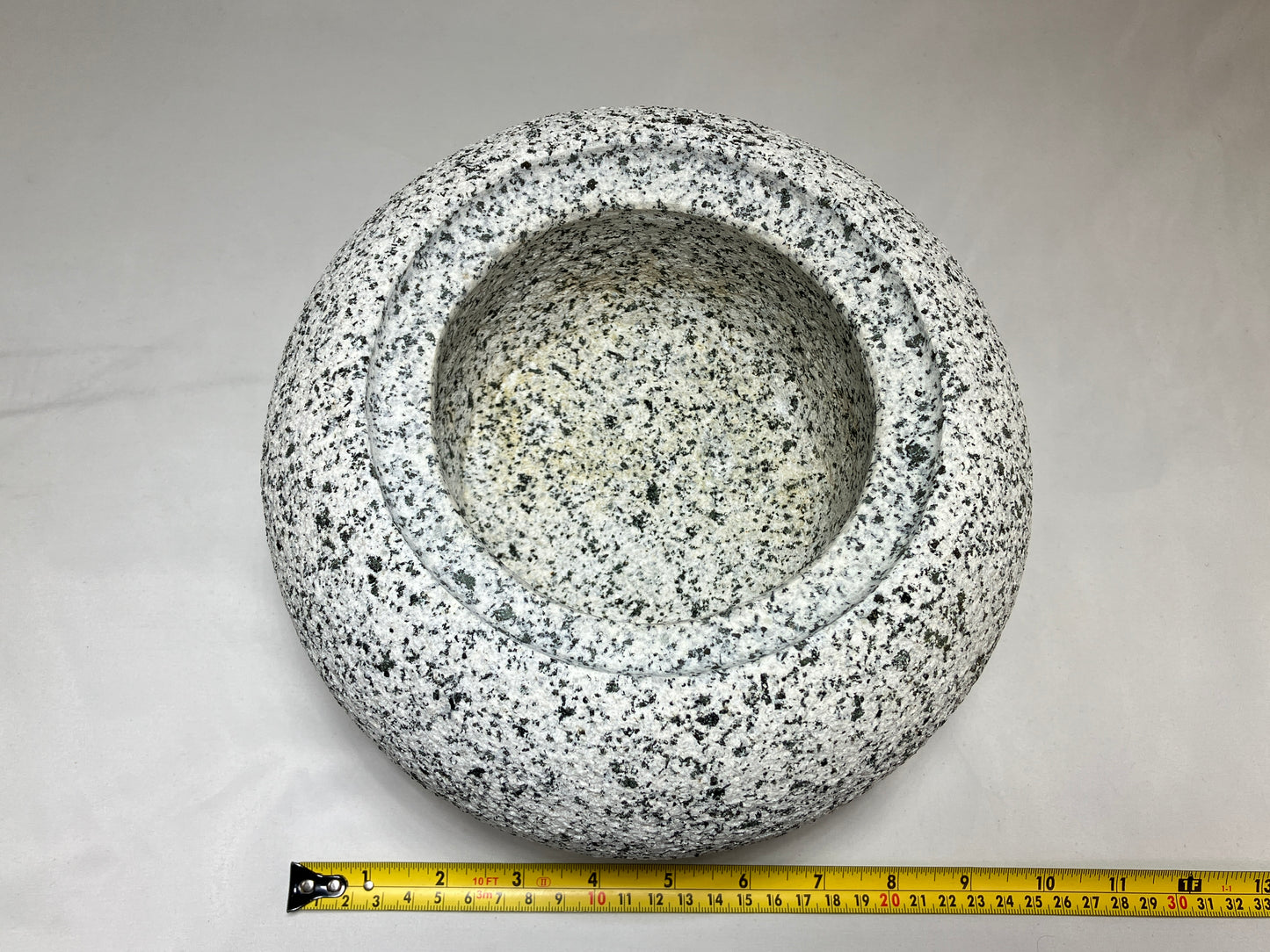 Tetsubin Type Small Granite Stone Water Bowl Chozubachi Japanese Garden Shioyama