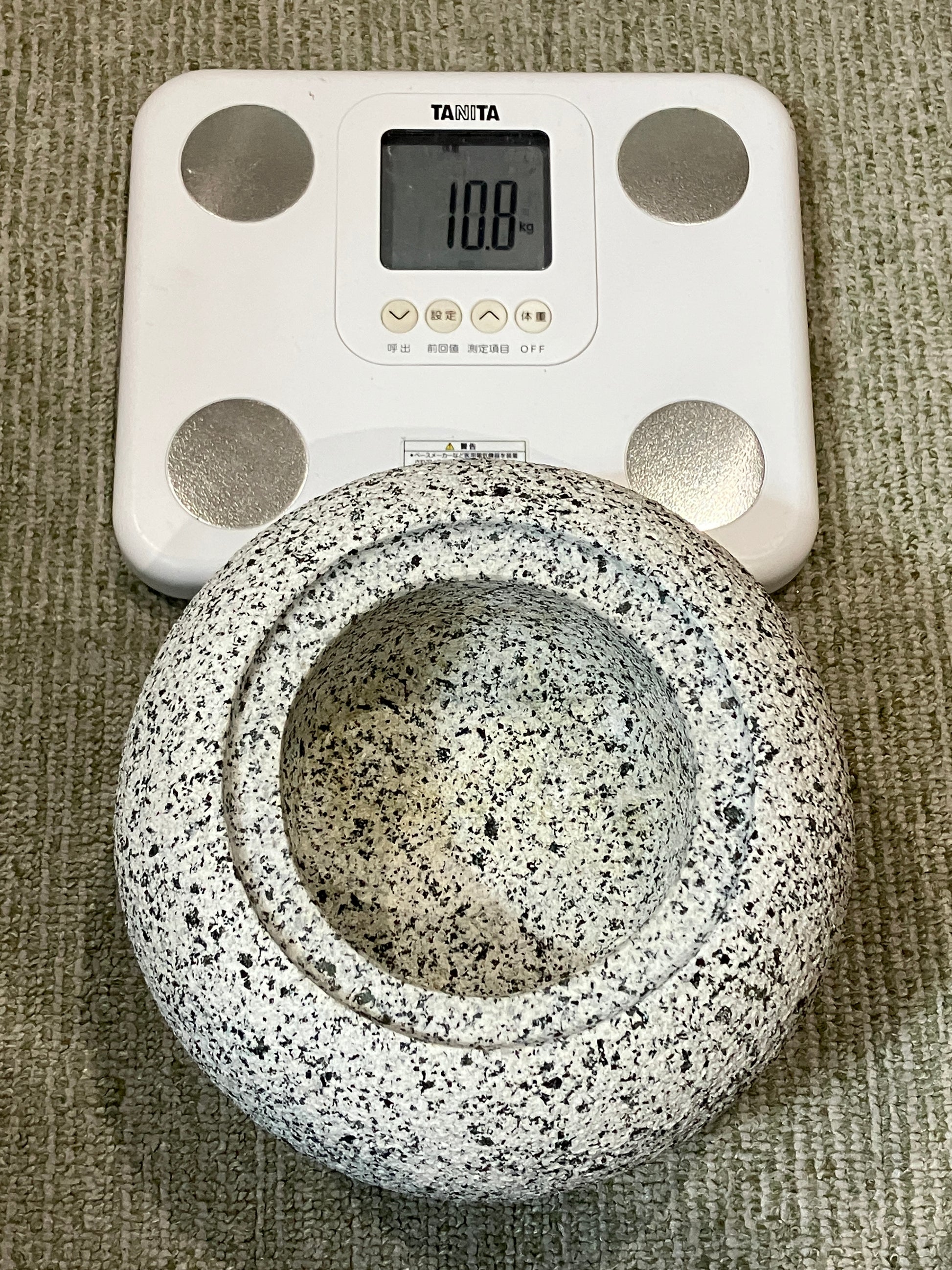 Tetsubin Type Small Granite Stone Water Bowl Chozubachi Japanese Garden Shioyama