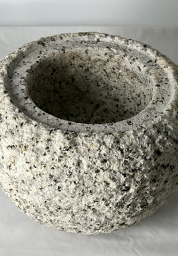 Tetsubin Style Small Granite Stone Water Bowl Chozubachi Japanese Garden Toyota