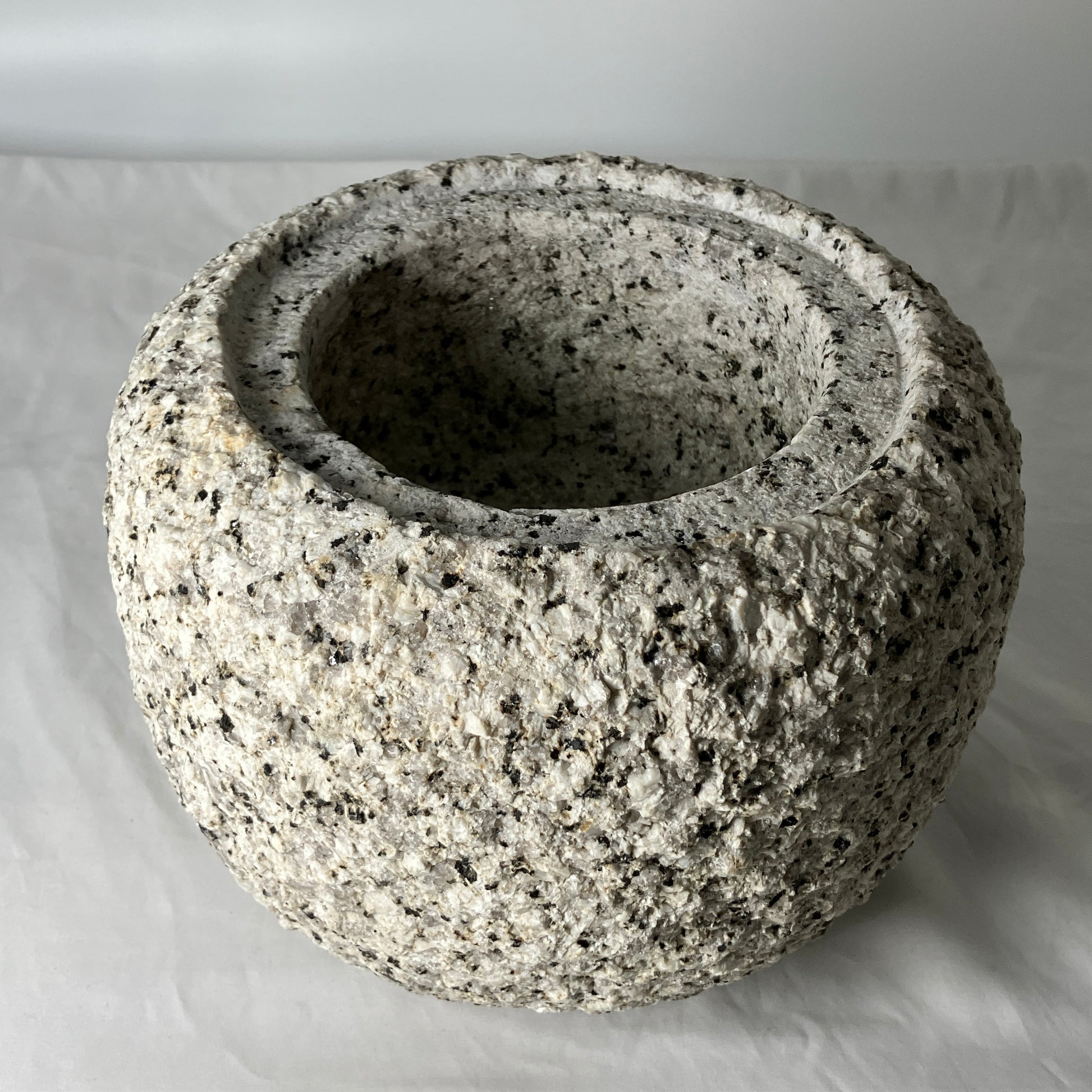 Tetsubin Style Small Granite Stone Water Bowl Chozubachi Japanese Garden Toyota