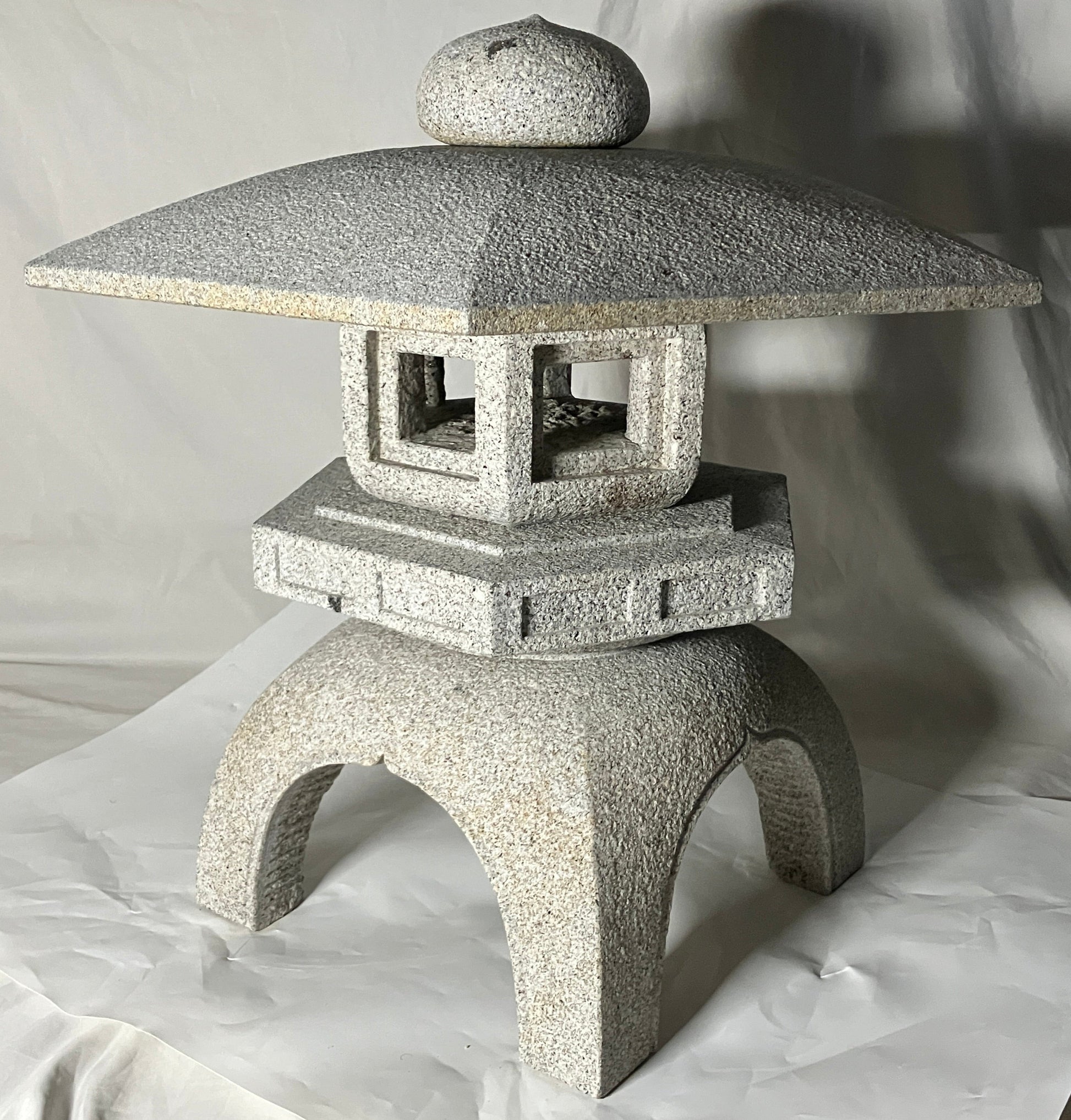 Yukimi Stone Lantern