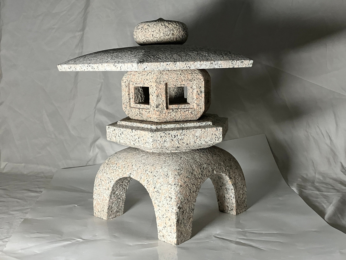 Zen Pink Stone Lantern Yukimi Tourou Medium Granite Japanese Garden Ornament Statue