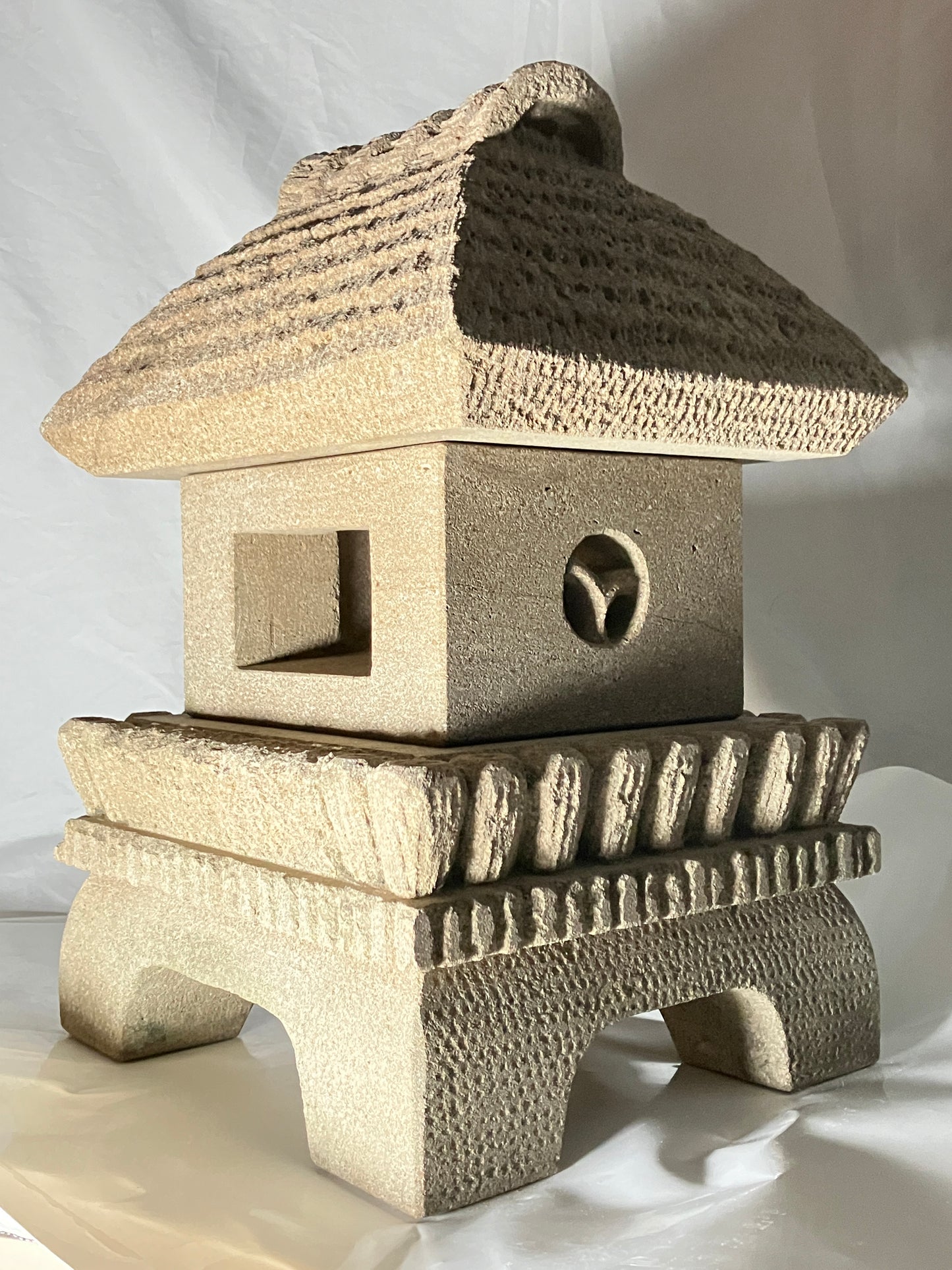 Brown Medium Sandstone Thatching Stone Lantern Tourou Handmade Japanese Garden