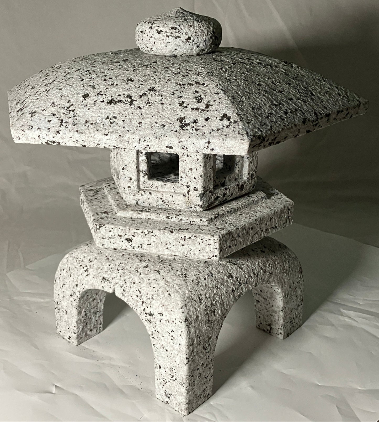 Yukimi Stone Lantern