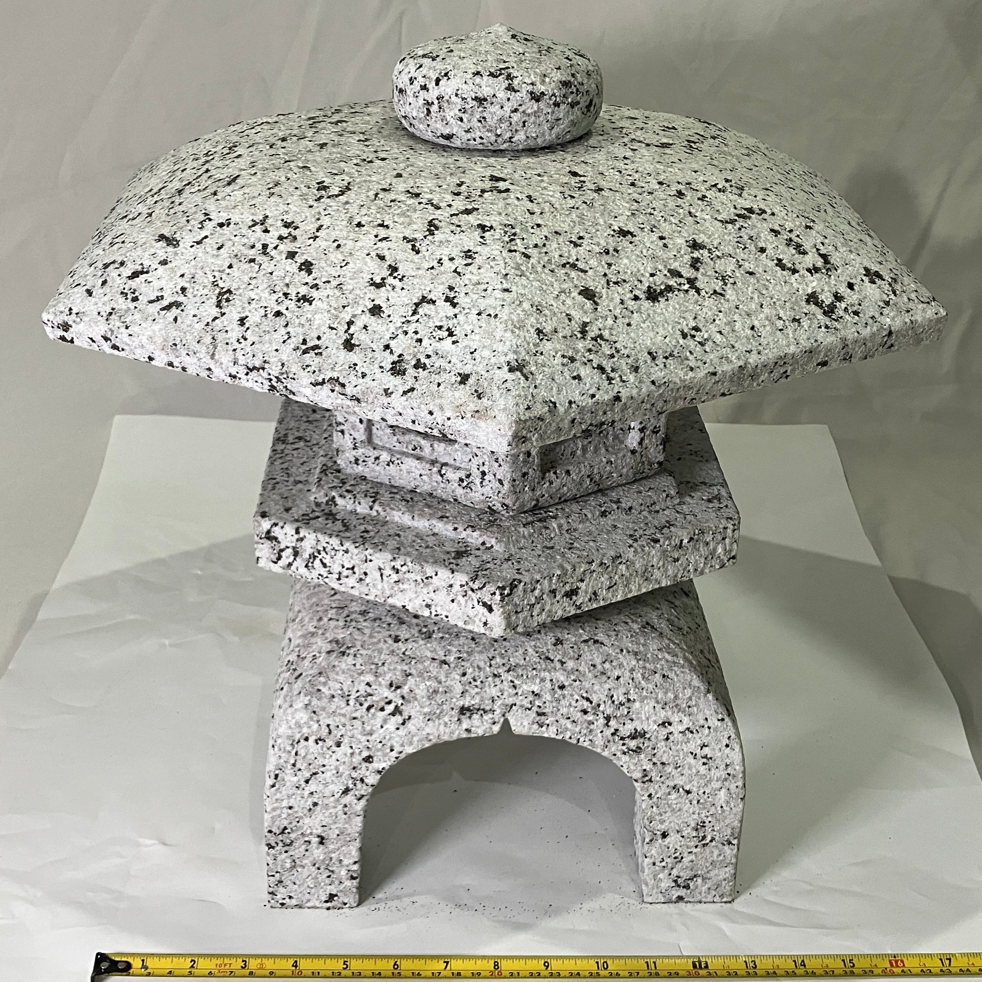 Yukimi Stone Lantern